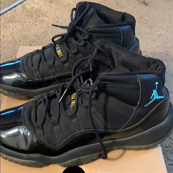Jordan 11s - Picture 2 of 4